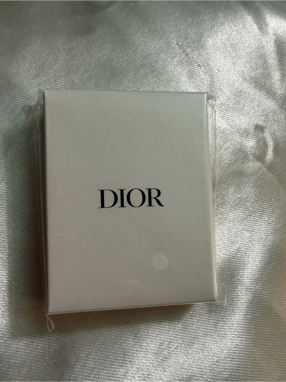 Dior ja'dore gold compact mirror withgold chain - Picture 3 of 6